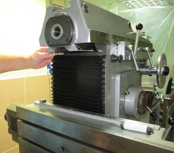 СФ-676 Загальний вигляд  широкоуніверсального фрезерного верстата